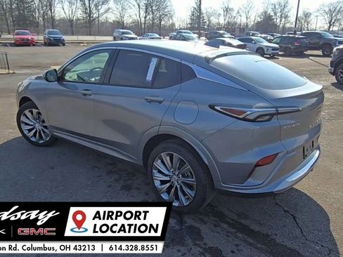 New 2026 Buick Envista Avenir image 7