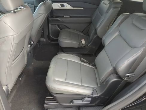 New 2026 Ford Explorer Active w/ Active Comfort Package AWD/4WD image 18