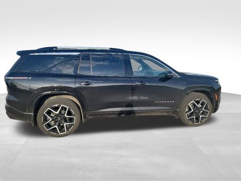 Used 2026 Chevrolet Traverse High Country w/ LPO, Floor Liner Package AWD/4WD image 11