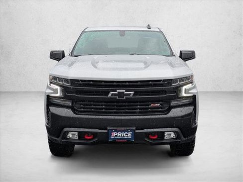 Used 2021 Chevrolet Silverado 1500 LT Trail Boss w/ Convenience Package II AWD/4WD image 2