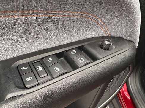 Used 2022 Jeep Compass Sport image 14