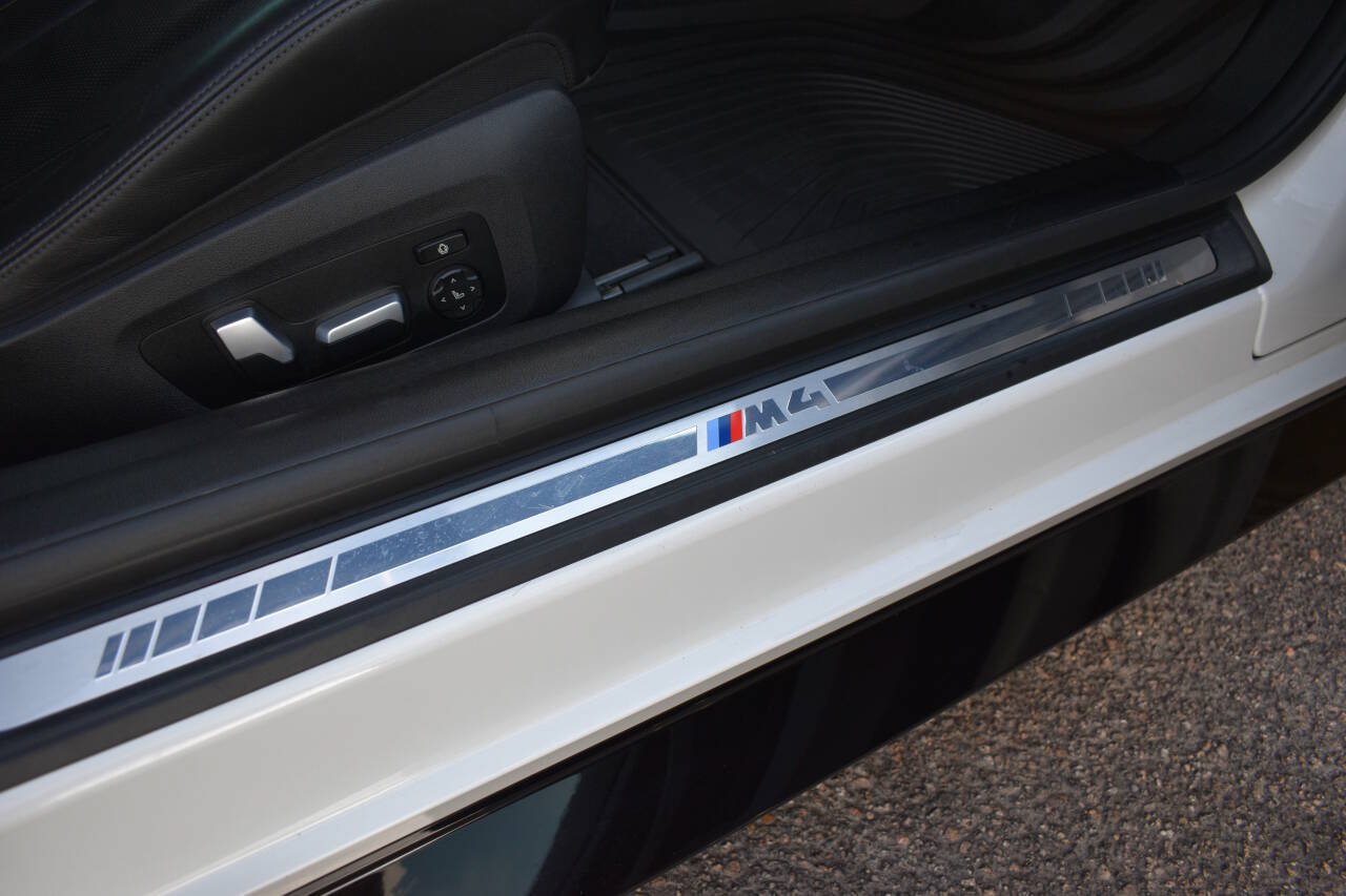 Used 2024 BMW M4 Competition RWD image 15