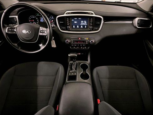 Used 2019 Kia Sorento AWD w/ LX Convenience Package image 15