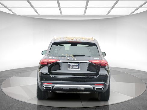Certified 2025 Mercedes-Benz GLE 350 4MATIC image 3