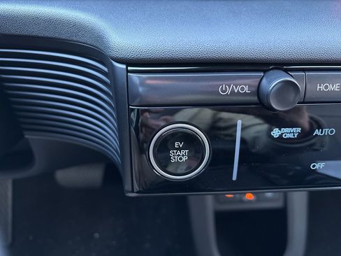 New 2025 Hyundai Ioniq 5 XRT image 25