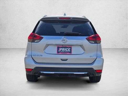 Used 2019 Nissan Rogue SV w/ Premium Package image 6