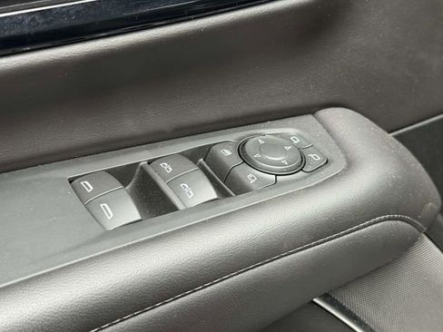 Certified 2025 Chevrolet Tahoe Z71 w/ Comfort Package AWD/4WD image 9