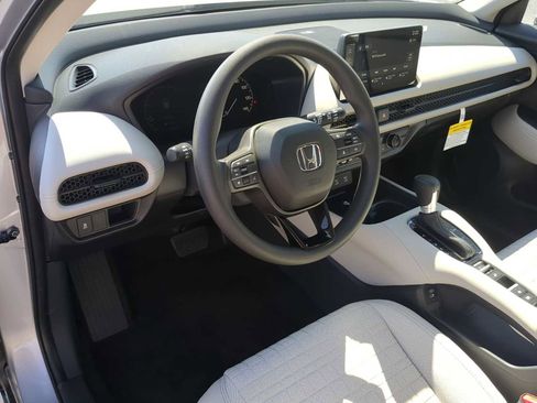 New 2026 Honda HR-V LX image 14