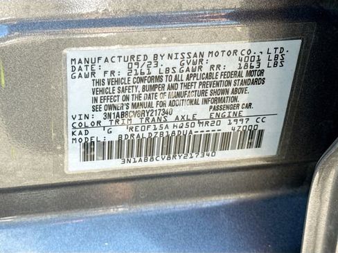Used 2024 Nissan Sentra SV FWD image 29