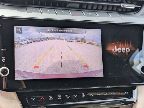 New 2026 Jeep Grand Cherokee L Limited w/ Limited Altitude Package AWD/4WD image 24