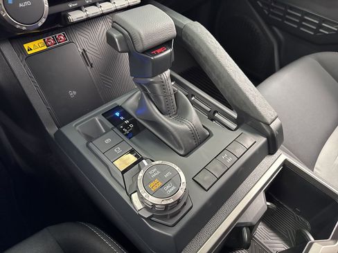 New 2026 Toyota Tacoma TRD Off-Road image 27