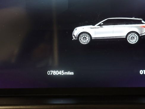 Used 2021 Land Rover Range Rover Velar R-Dynamic S image 38