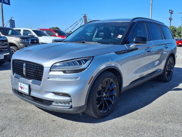 Used 2021 Lincoln Aviator Reserve w/ Elements Package Plus RWD image 3