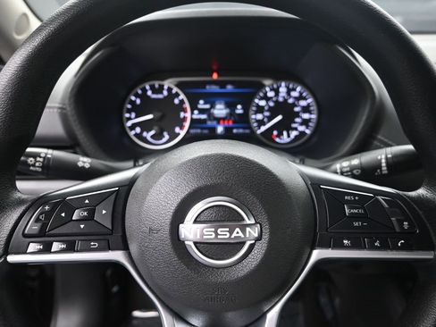 Used 2024 Nissan Sentra SV image 15