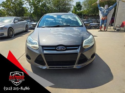 Used 2014 Ford Focus SE FWD image 5