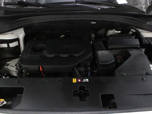 Used 2019 Hyundai Santa Fe SE w/ Cargo Package image 37