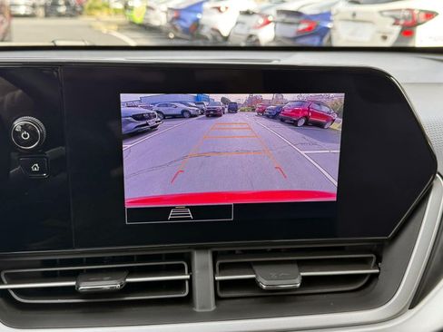 Used 2024 Chevrolet Trax LS w/ LS Convenience Package FWD image 20