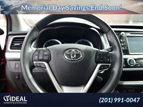 Used 2019 Toyota Highlander SE AWD/4WD image 22