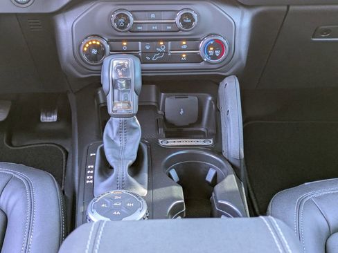 New 2025 Ford Bronco Badlands w/ Sasquatch Package image 20