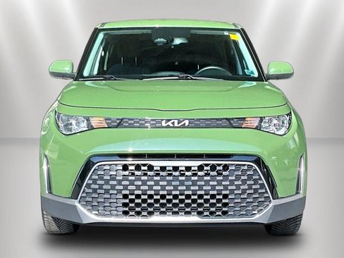 Used 2023 Kia Soul EX FWD image 2