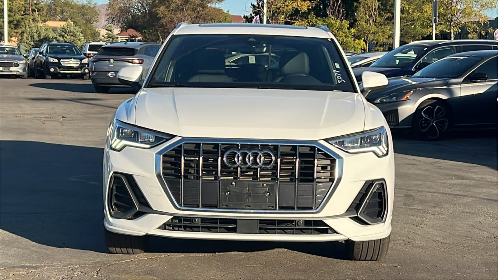 Used 2025 Audi Q3 2.0T Premium AWD/4WD image 2