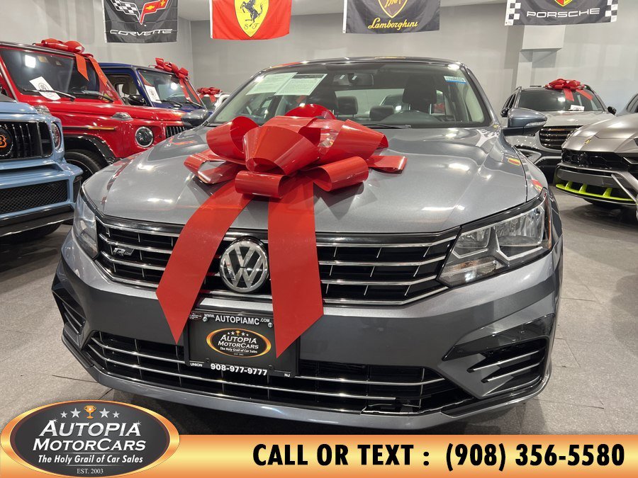 Used 2017 Volkswagen Passat 1.8T R-Line FWD image 1
