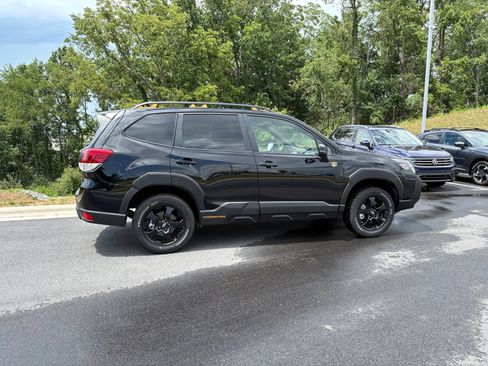 Certified 2025 Subaru Forester Wilderness w/ Wilderness Package AWD/4WD image 8