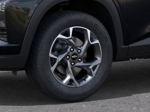 New 2025 Chevrolet Trax LT w/ Sunroof Package image 12