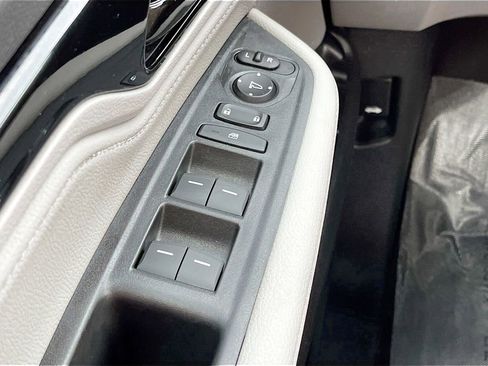 Used 2024 Honda Odyssey Touring image 18