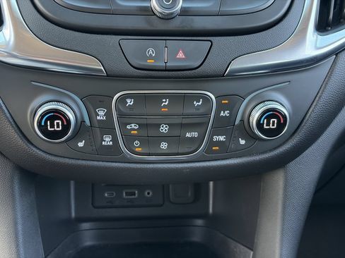 Certified 2024 Chevrolet Equinox LT FWD image 29