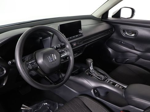 Used 2025 Honda HR-V LX image 23