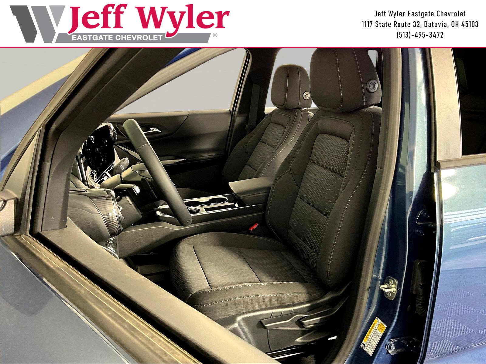 New 2026 Chevrolet Equinox LT w/ Safety and Technology Package FWD image 16