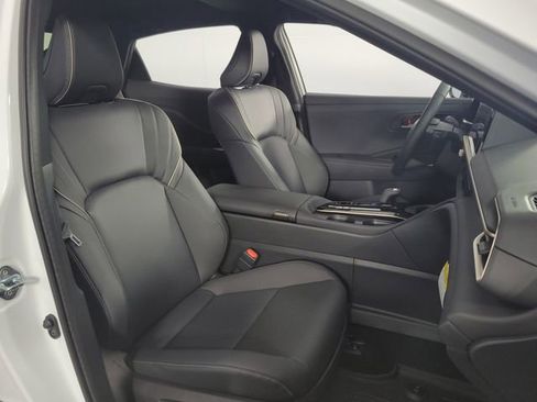 Used 2026 Toyota Crown XLE image 15