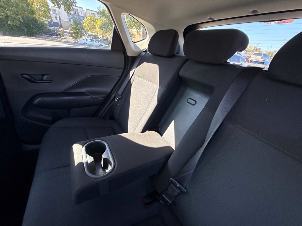 Used 2025 Hyundai Kona SEL AWD/4WD image 30
