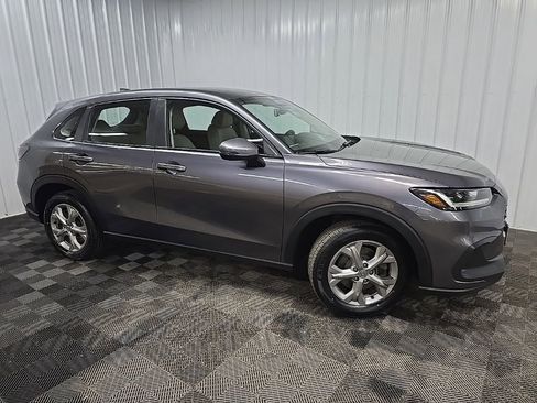 Used 2023 Honda HR-V LX image 1