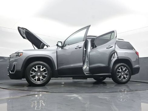 Used 2023 GMC Acadia SLE w/ Driver Convenience Package FWD image 59