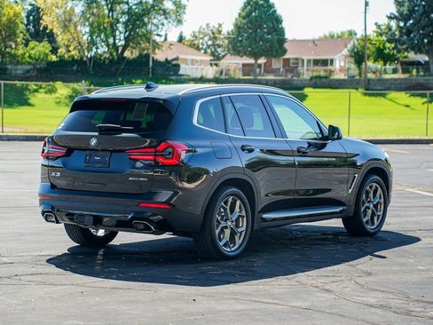 Used 2023 BMW X3 xDrive30i w/ Premium Package image 5