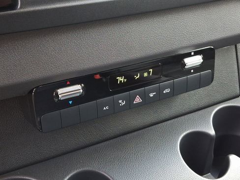 New 2025 Mercedes-Benz Sprinter 2500 image 14