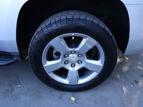 Used 2018 Chevrolet Tahoe LT RWD image 9