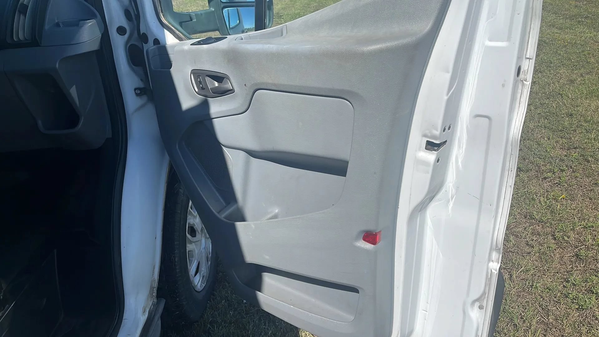 Used 2017 Ford Transit 350 138 w/ Interior Upgrade Package RWD image 17