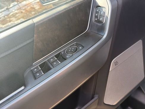 Used 2021 Ford F150 Lariat image 12