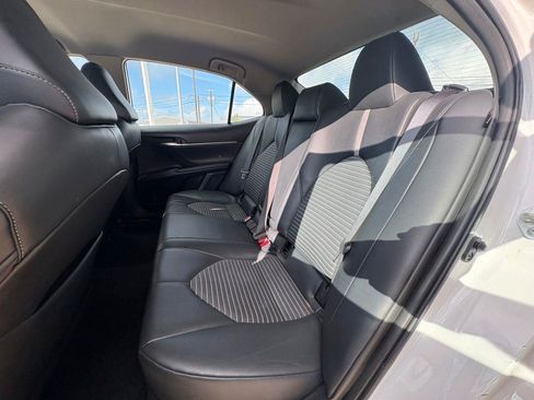 Used 2023 Toyota Camry SE FWD image 10