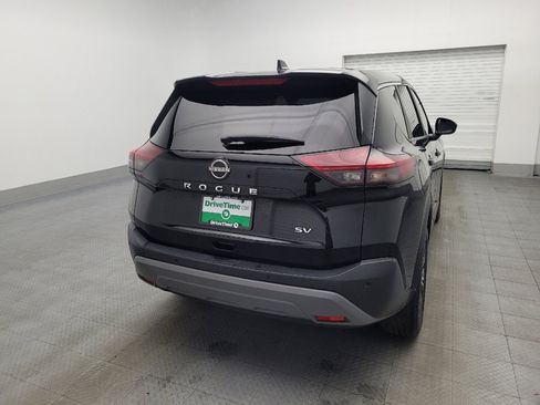 Used 2023 Nissan Rogue SV image 7