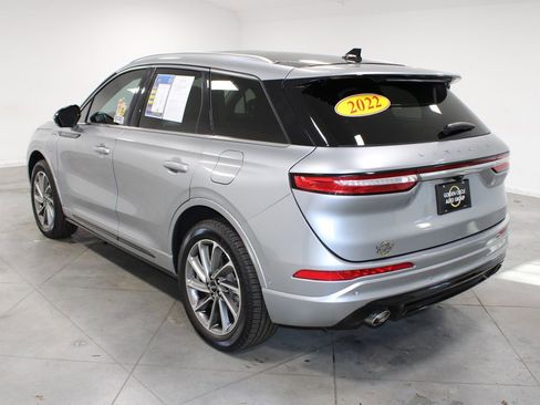 Used 2022 Lincoln Corsair Grand Touring image 7