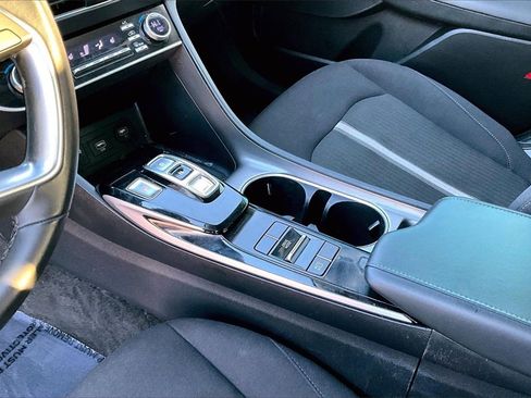 Used 2023 Hyundai Sonata SEL w/ Convenience Package image 15