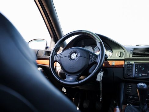 Used 2000 BMW M5 image 25