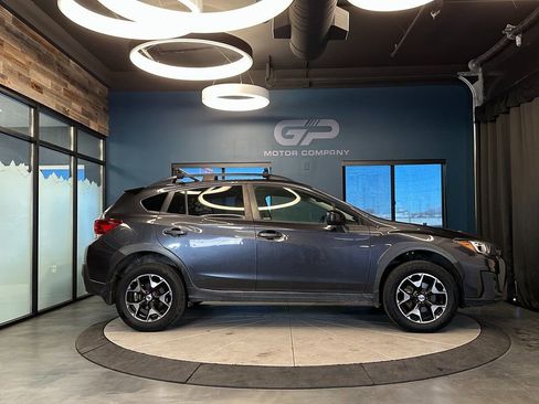 Used 2018 Subaru Crosstrek 2.0i Premium w/ Popular Package #2 image 2