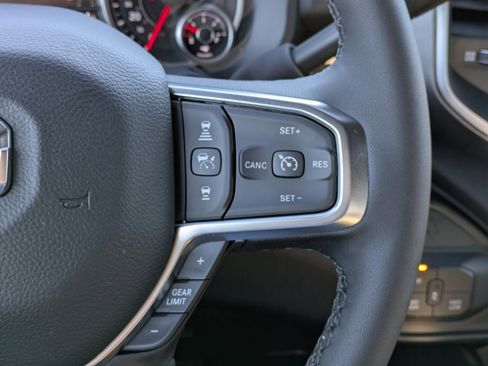 New 2026 RAM 2500 Big Horn AWD/4WD image 28