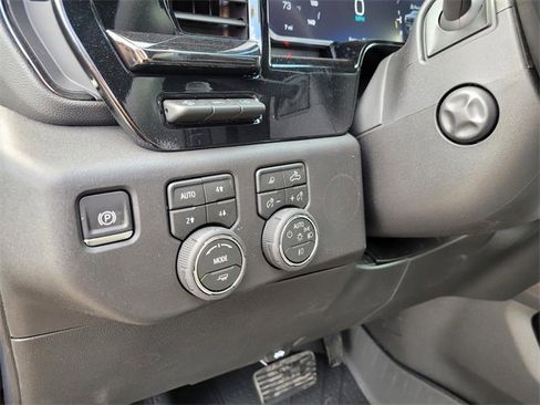 New 2026 Chevrolet Silverado 1500 ZR2 image 12