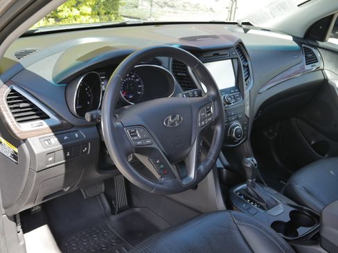 Used 2014 Hyundai Santa Fe Sport 2.0T w/ Navigation Package 06 AWD/4WD image 4